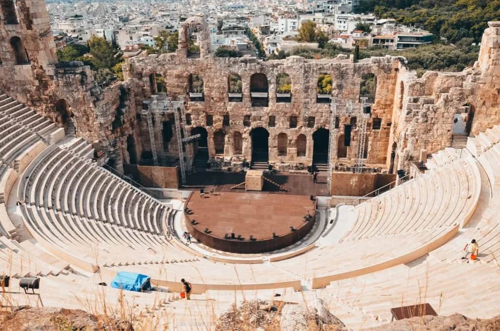 Agora starożytna: serce życia publicznego w greckim mieście